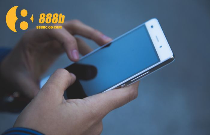 Người chơi có thể tải app 888B trên nhiều nền tảng khác nhau